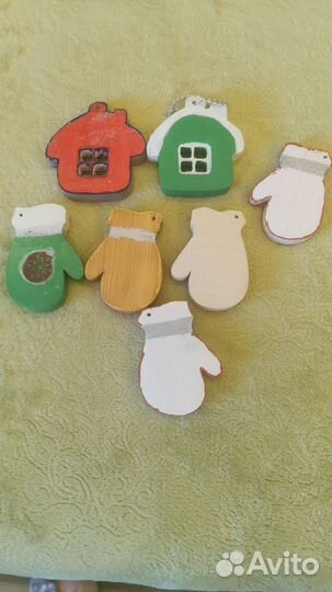 Новогодние игрушки из дерева