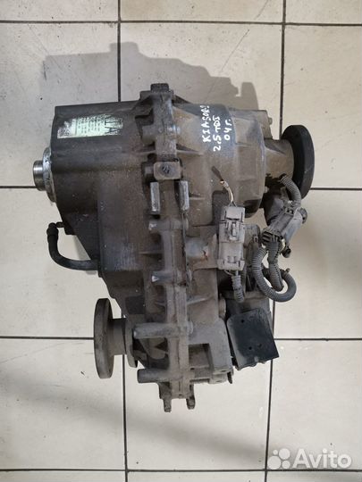 Раздаточная коробка 47300-3C110 Kia Sorento 2,5
