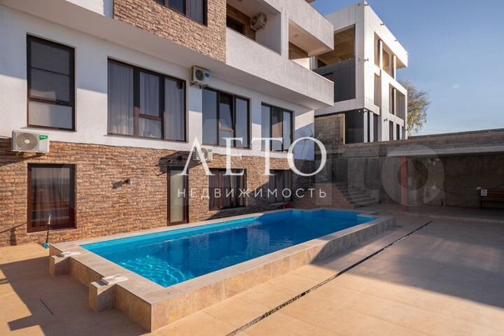 Квартира-студия, 28,5 м², 1/3 эт.