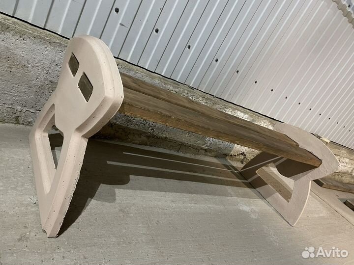 Бетонные скамейки