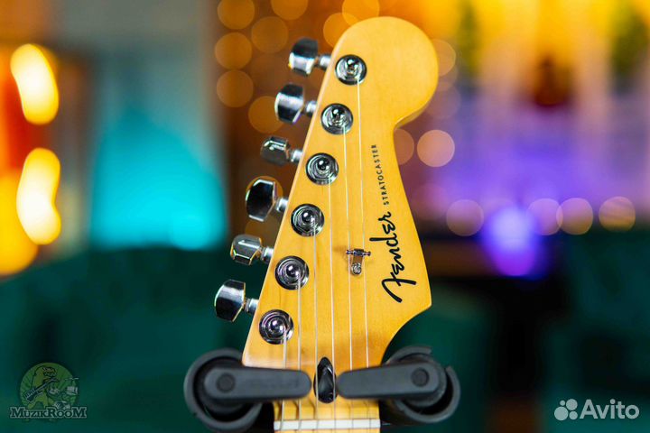 Fender Player Plus Stratocaster HSS MN 3-CS