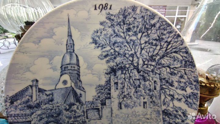 Тарелка декоративная Германия 1981