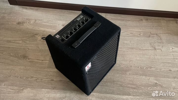 Eden EC10 50W 1x10 басовый комбик