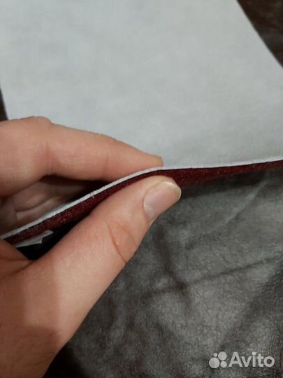 Для поклейки клапанов лист