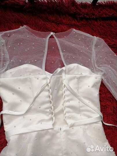 Свадебное платье