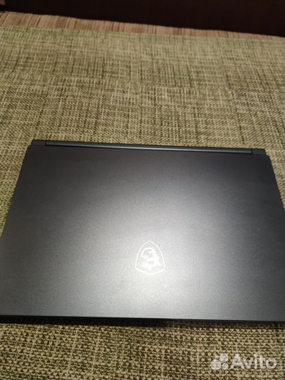 Msi stealth i7 11gen + rtx 2060 max -q