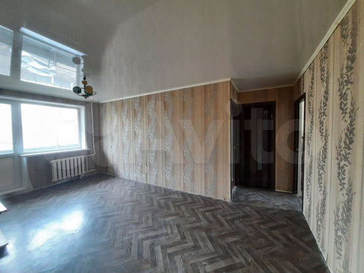 3-к. квартира, 60 м², 3/5 эт.