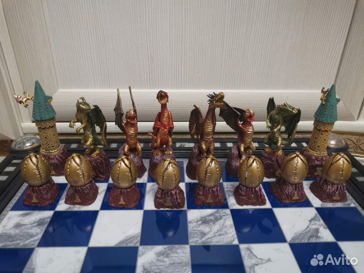 Шахматы Драконы Гарри Поттер со столиком