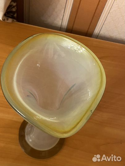 Ваза 30 см. толстое стекло. Чехословакия