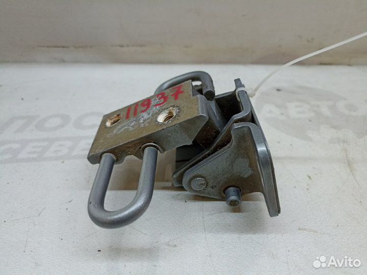 Петля дверная задняя левая Audi A6 C6 BVJ