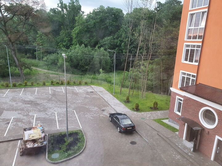 2-к. квартира, 82 м², 9/10 эт.