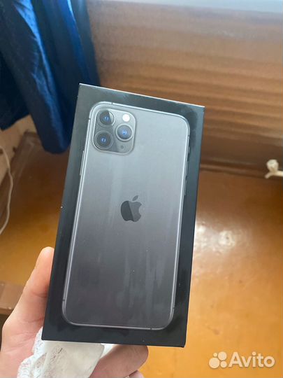 iPhone 11 Pro, 64 ГБ