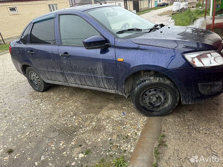 LADA Granta 1.6 МТ, 2012, 247 254 км