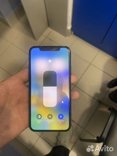 iPhone Xs, 64 ГБ