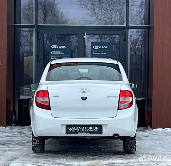 LADA Granta 1.6 МТ, 2017, 159 400 км