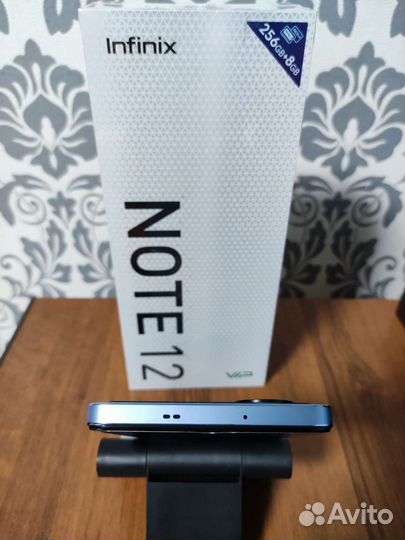 Infinix Note 12 vip 8/256, amoled 120hz, 120wt