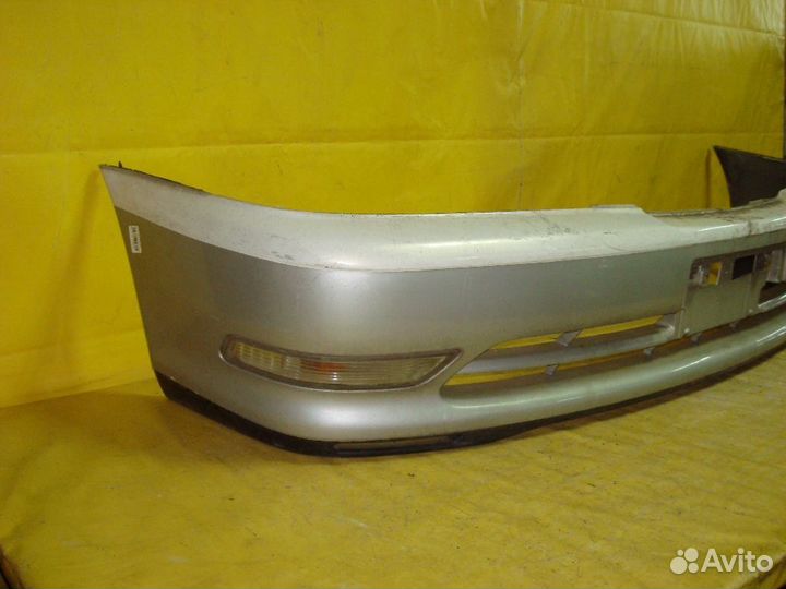 Бампер 22-260 52119-2A010 на Toyota Cresta GX100