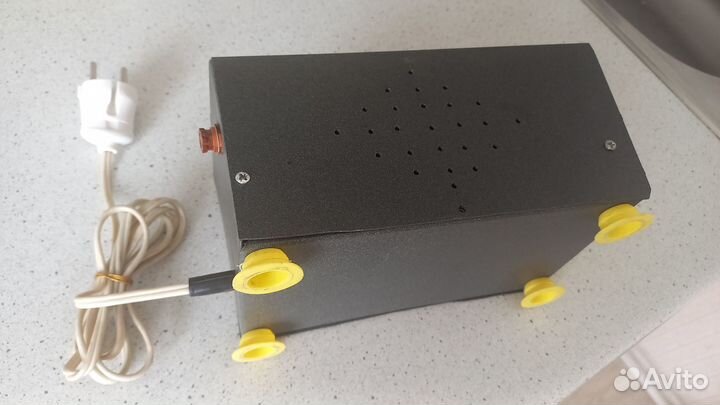 Источник питания