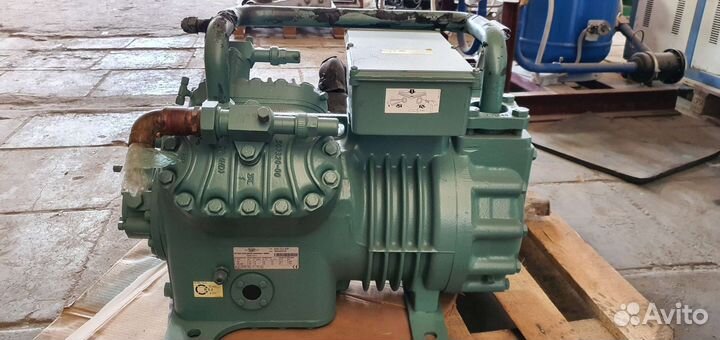 Bitzer S4G-12.2Y-40P низкотемпературный 2-ступ