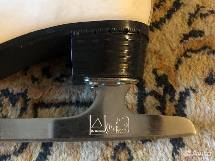 Коньки детские 34 размер