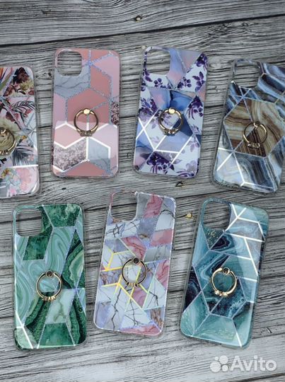 Чехлы для iPhone 11