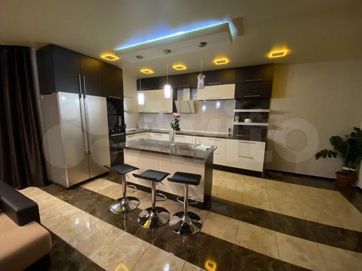 Дом 181 м² на участке 15 сот.