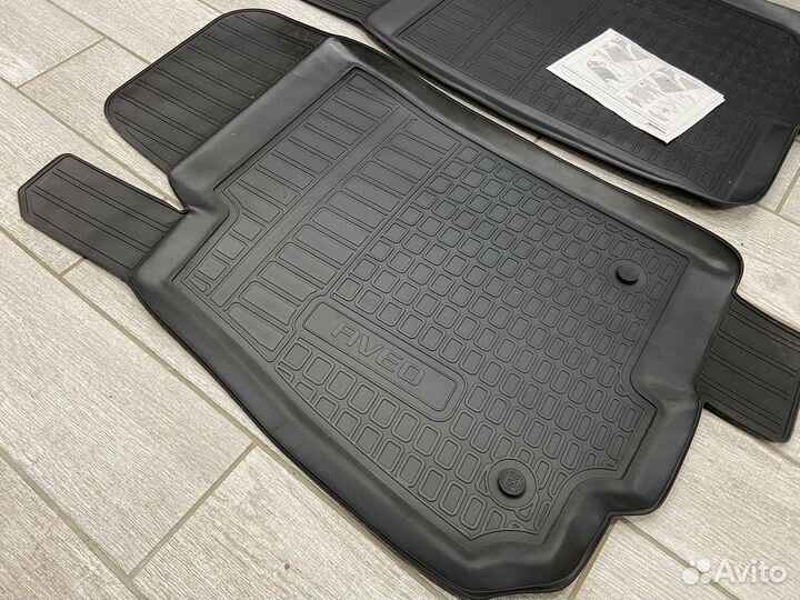 Оригинальные передние ковры Chevrolet Aveo T300
