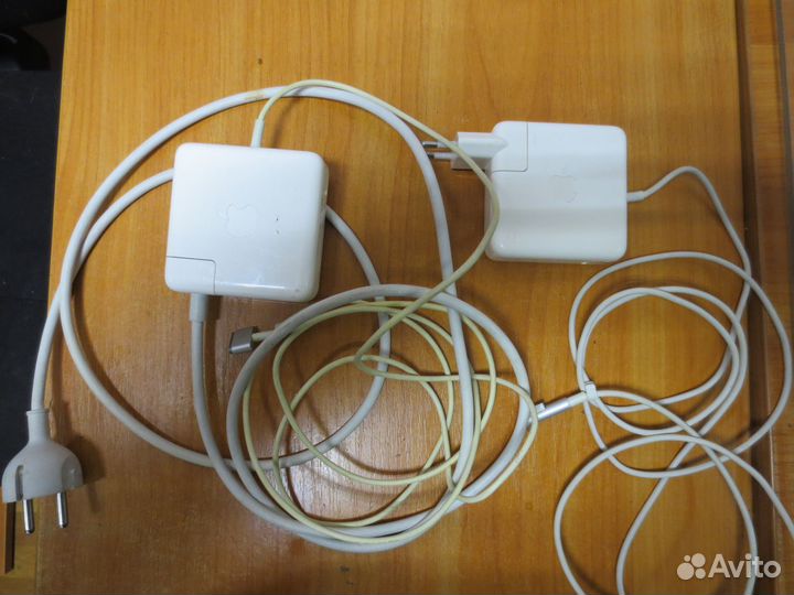 Адаптеры Apple A1424 и A1344