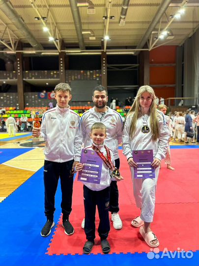 Тренер по каратэ