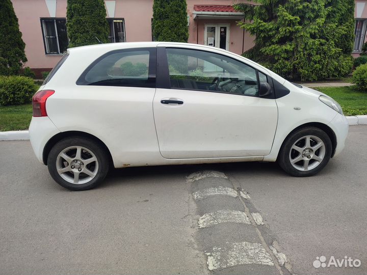 Toyota Yaris 1.0 МТ, 2007, 156 285 км