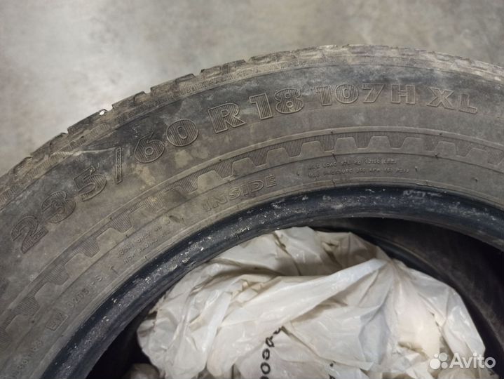 Nokian Tyres Hakka Black SUV 235/60 R18