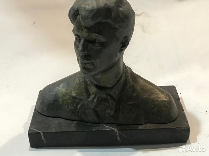 Бюст С.Есенина.Силумин мрамор СССР