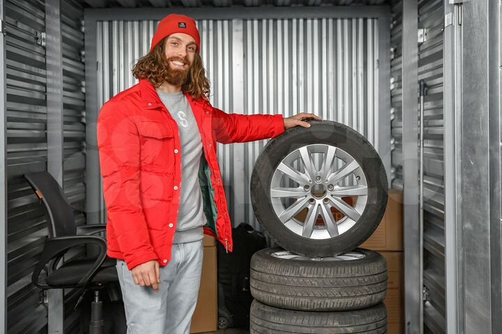 Аренда контейнера для хранения вещей из кладовки