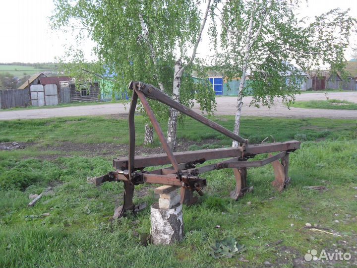 Трактор ВгТЗ ДТ-75, 1984