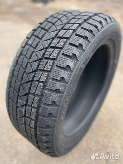 Tourador Winter Pro TSS1 255/55 R20 110T