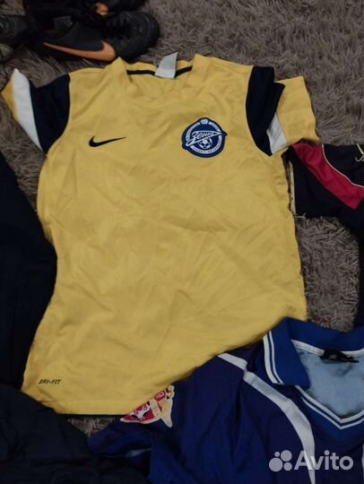 Футбольная игровая форма nike и бутсы