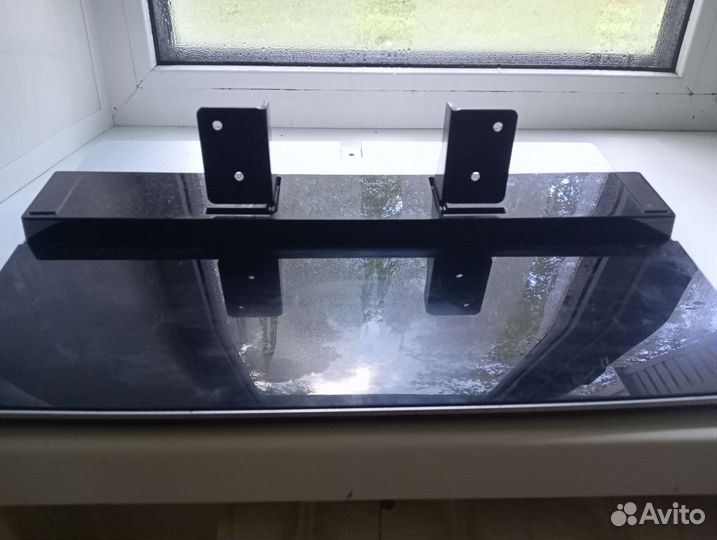 Подставка под телевизор