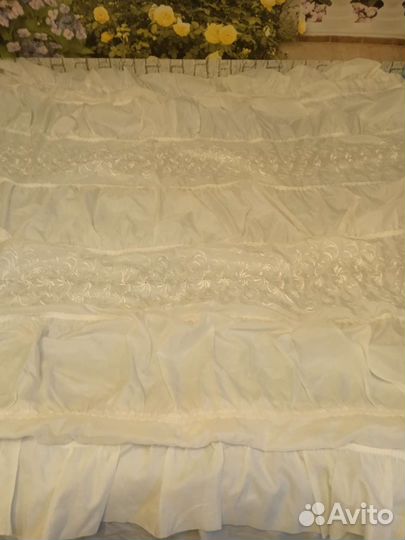 Накидка на кровать белая