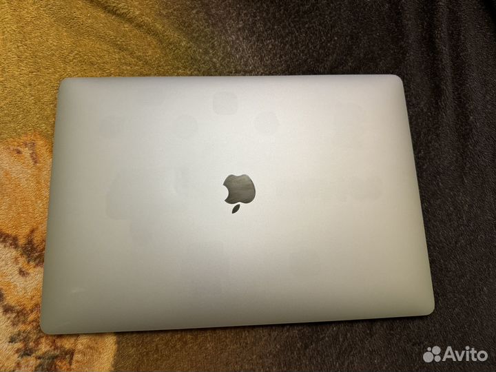 MacBook Pro 16 2019 i9 2.4 32GB 512GB С Windows