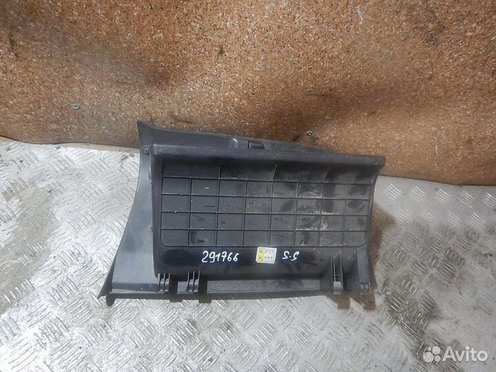 Бардачок Hyundai Solaris