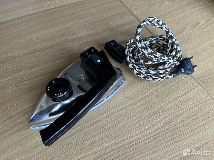 Дорожный складной утюг СССР