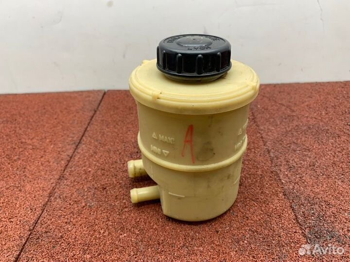 Бачок гидроусилителя руля Renault Duster легковой