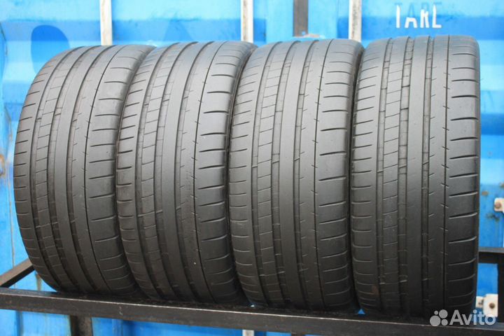 Michelin Pilot Super Sport 235/35 R19 99Y