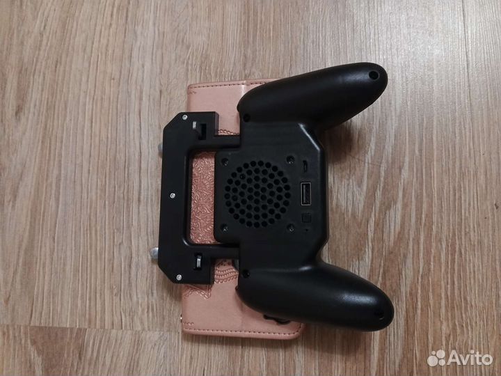 Геймпад для телефона