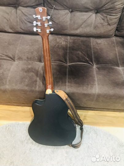 Электроакустическая гитара