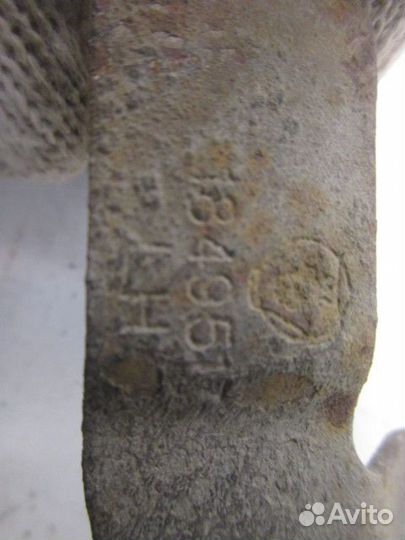 Кронштейн решетки радиатора левый Scania P, G, R s