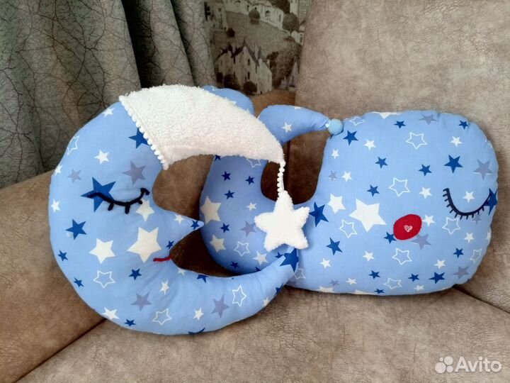 Подушка в детскую комнату ручной работы