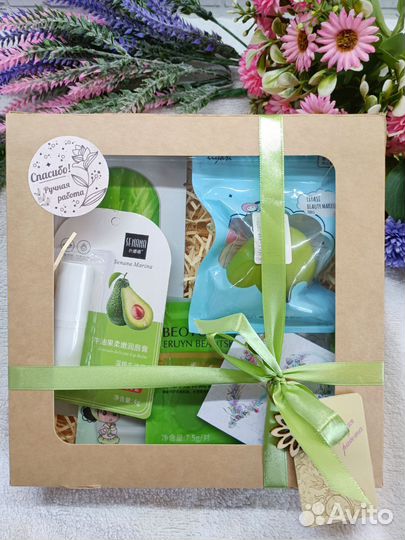 Подарочные боксы с косметикой на любой праздник