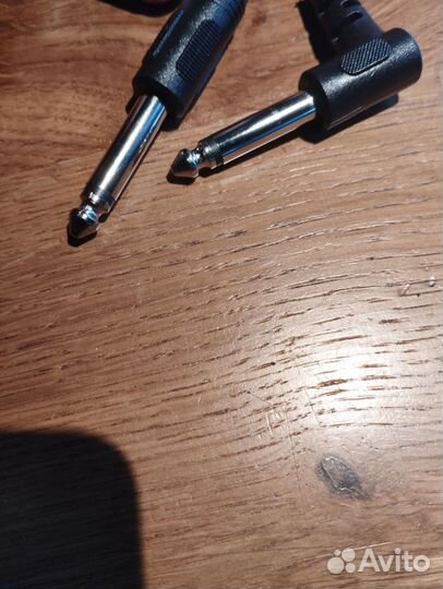 Два гитарных провода