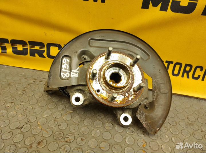 Кулак поворотный передний левый Ford Explorer U502